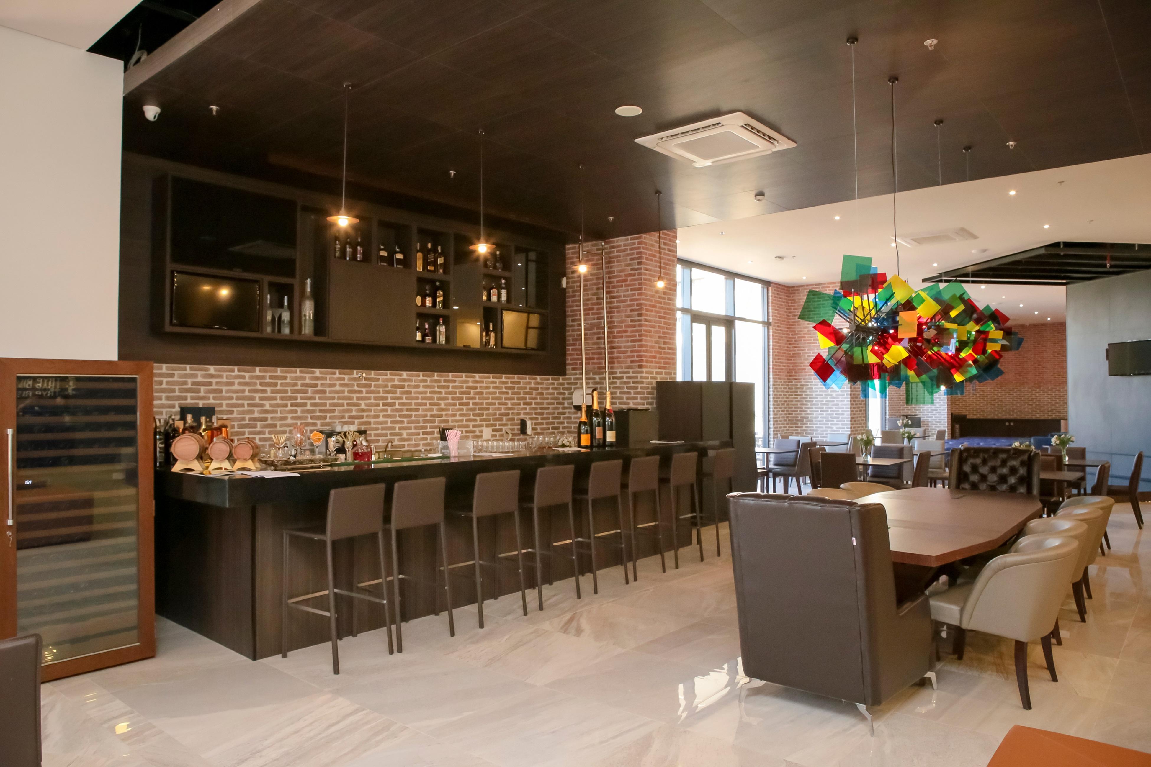 Tryp By Wyndham Ribeirao Preto Hotel Buitenkant foto The interior of the restaurant