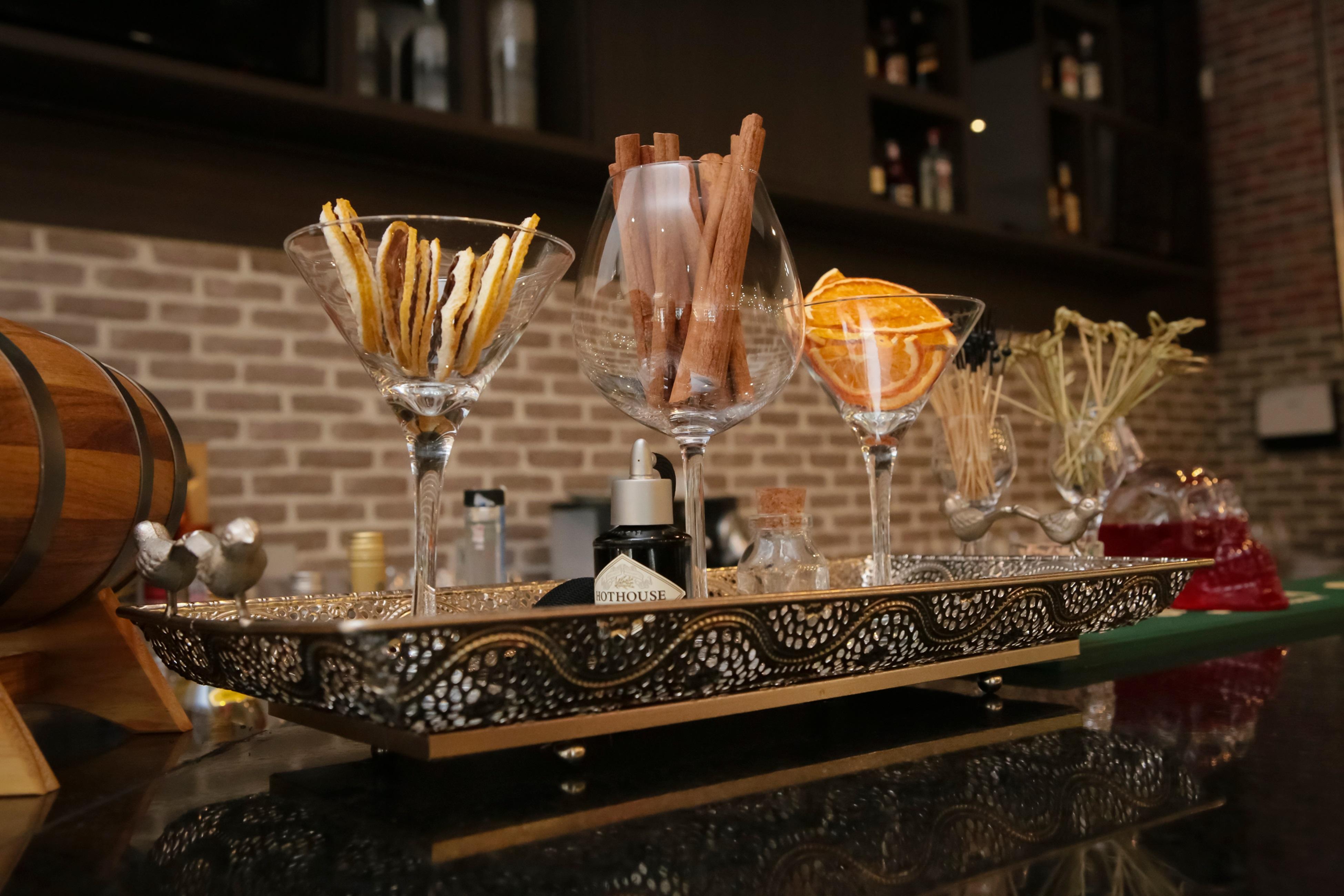 Tryp By Wyndham Ribeirao Preto Hotel Buitenkant foto A tray of garnishes