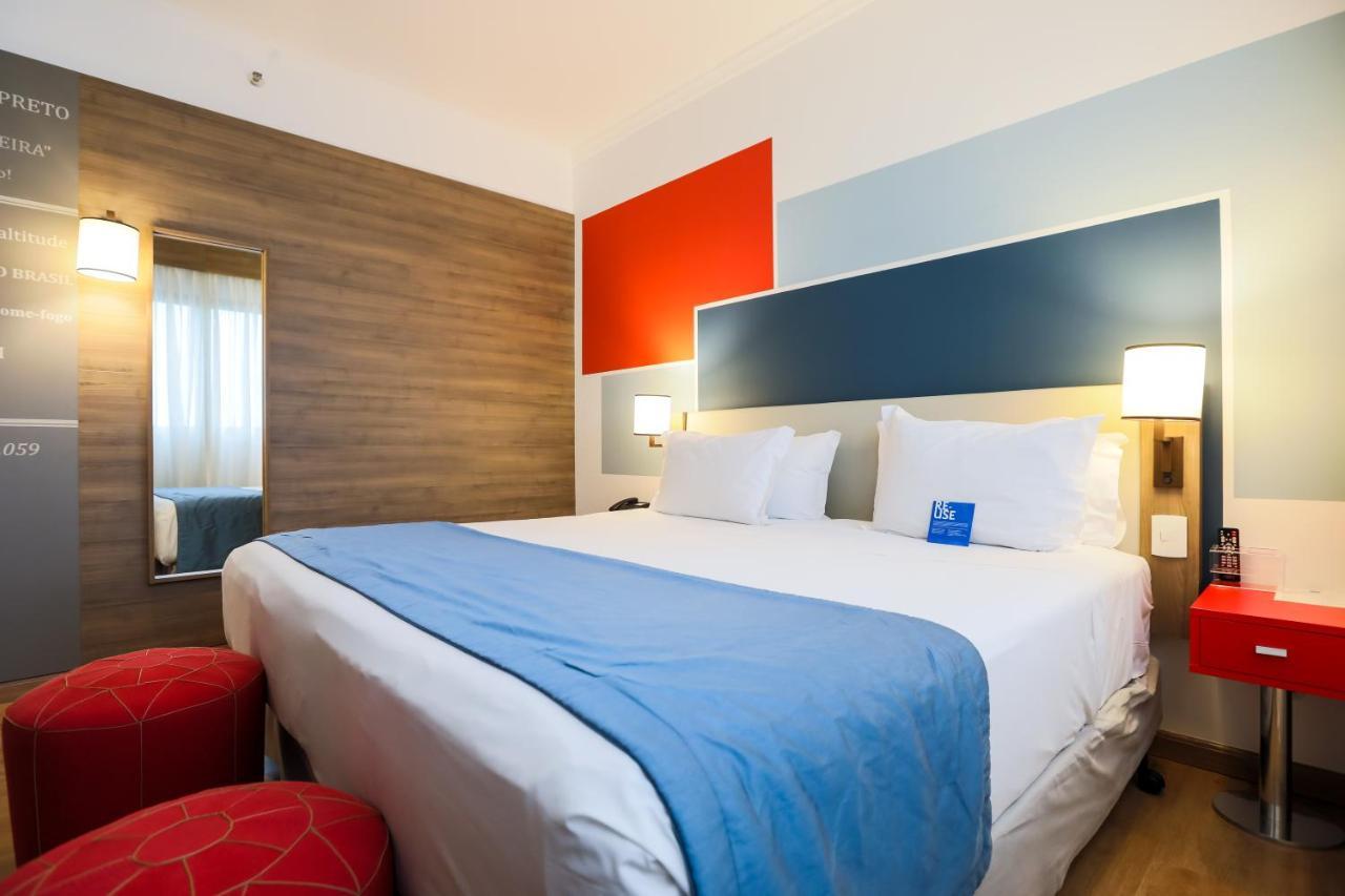 Tryp By Wyndham Ribeirao Preto Hotel Buitenkant foto A room at the Best Western Plus San Francisco Airport