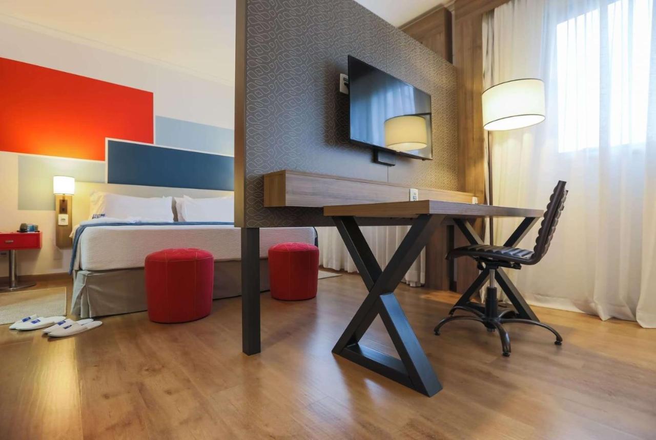 Tryp By Wyndham Ribeirao Preto Hotel Buitenkant foto Room of the hotel