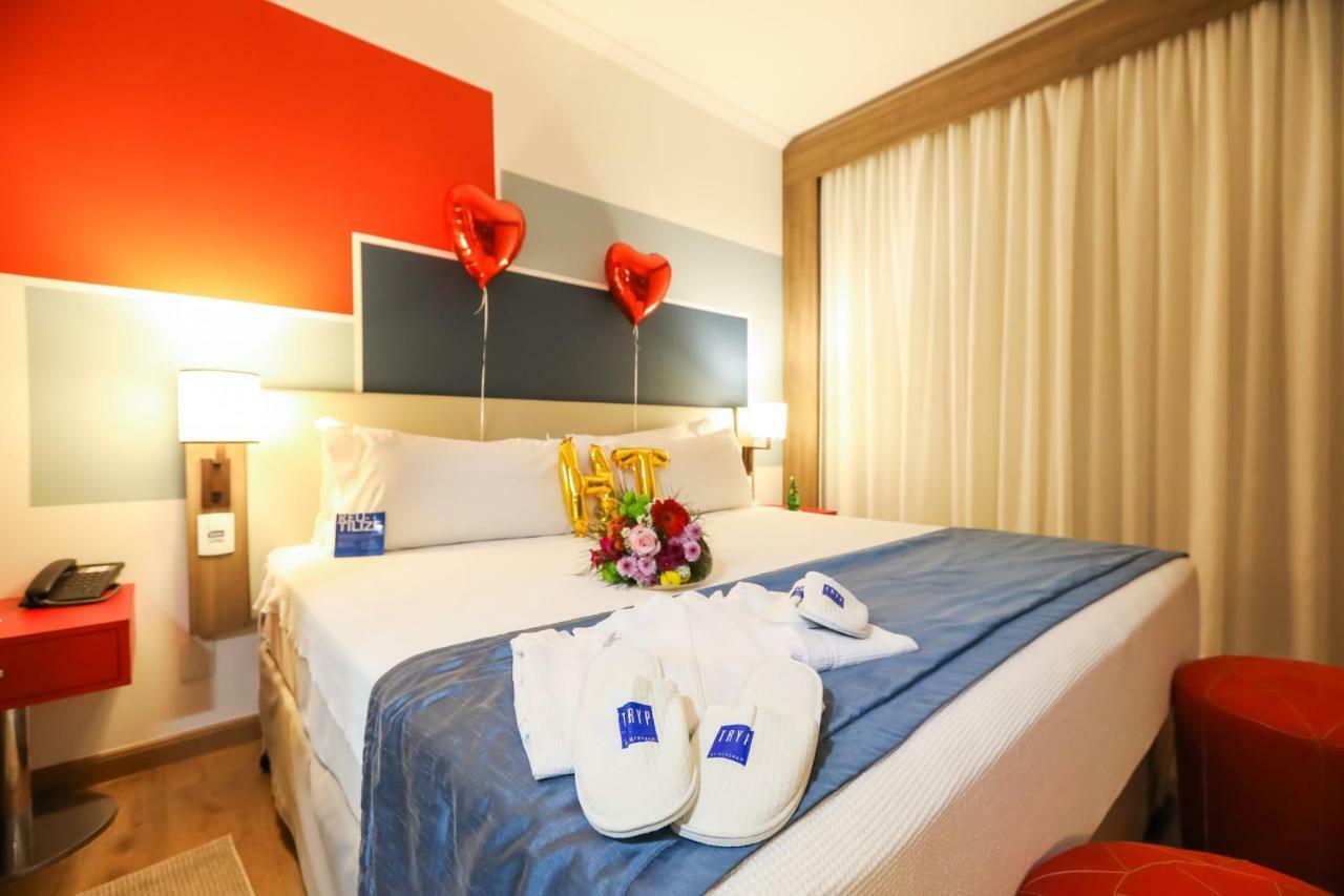 Tryp By Wyndham Ribeirao Preto Hotel Buitenkant foto A room at the hotel