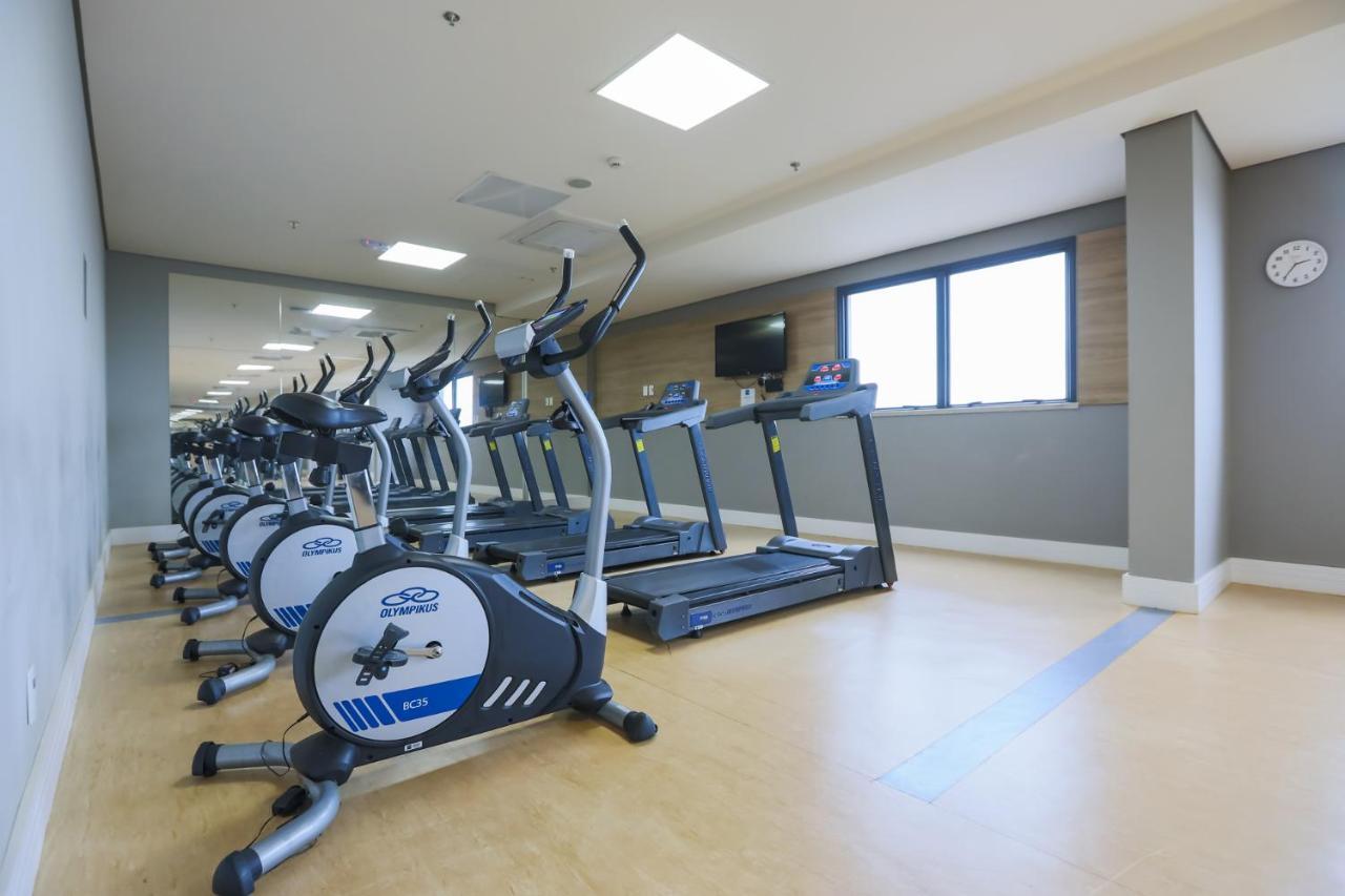 Tryp By Wyndham Ribeirao Preto Hotel Buitenkant foto The gym at the hotel